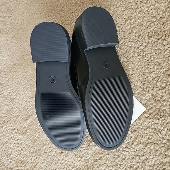 Women’s Jordan Loafer Flats- Black- Size 9.5 - Picture 4 of 5